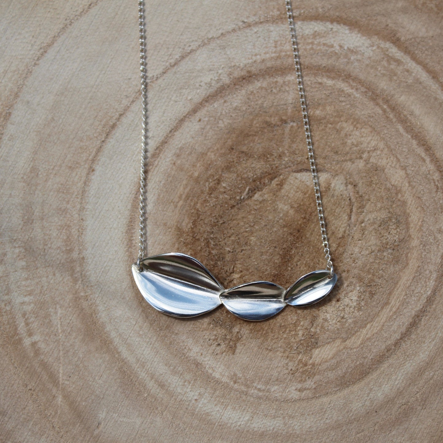 Scatter Tri Leaf Necklace