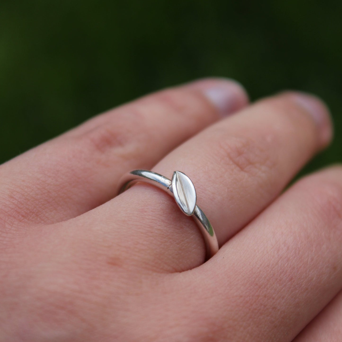 Petite Leaf Ring