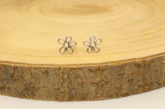 Wire Flower Stud Earrings