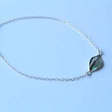 Load image into Gallery viewer, Leaf Bracelet - Small